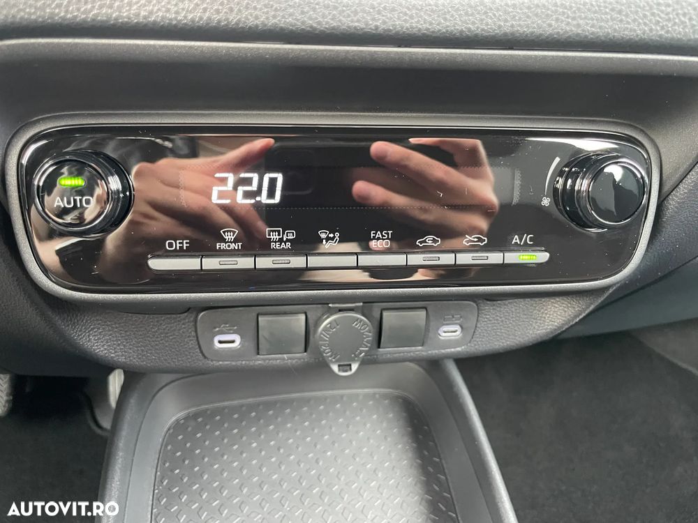 Toyota Aygo X 1.5l HEV 116CP Active - 21