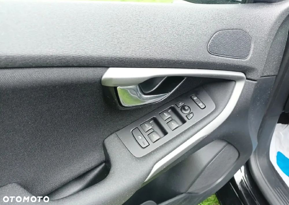 Volvo V40 - 10