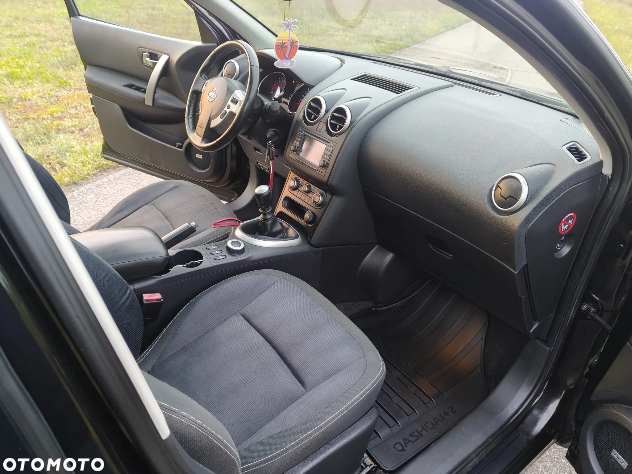 Nissan Qashqai+2 2.0 dCi 4x4 Tekna - 27