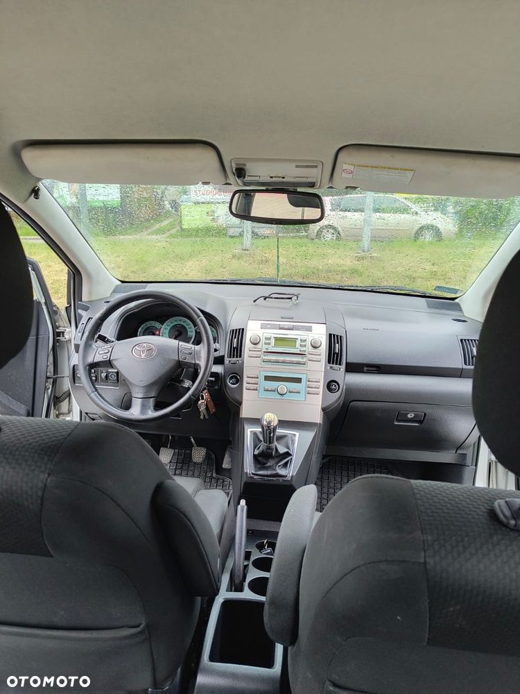 Toyota Corolla Verso 1.8 Prestige 7os - 2
