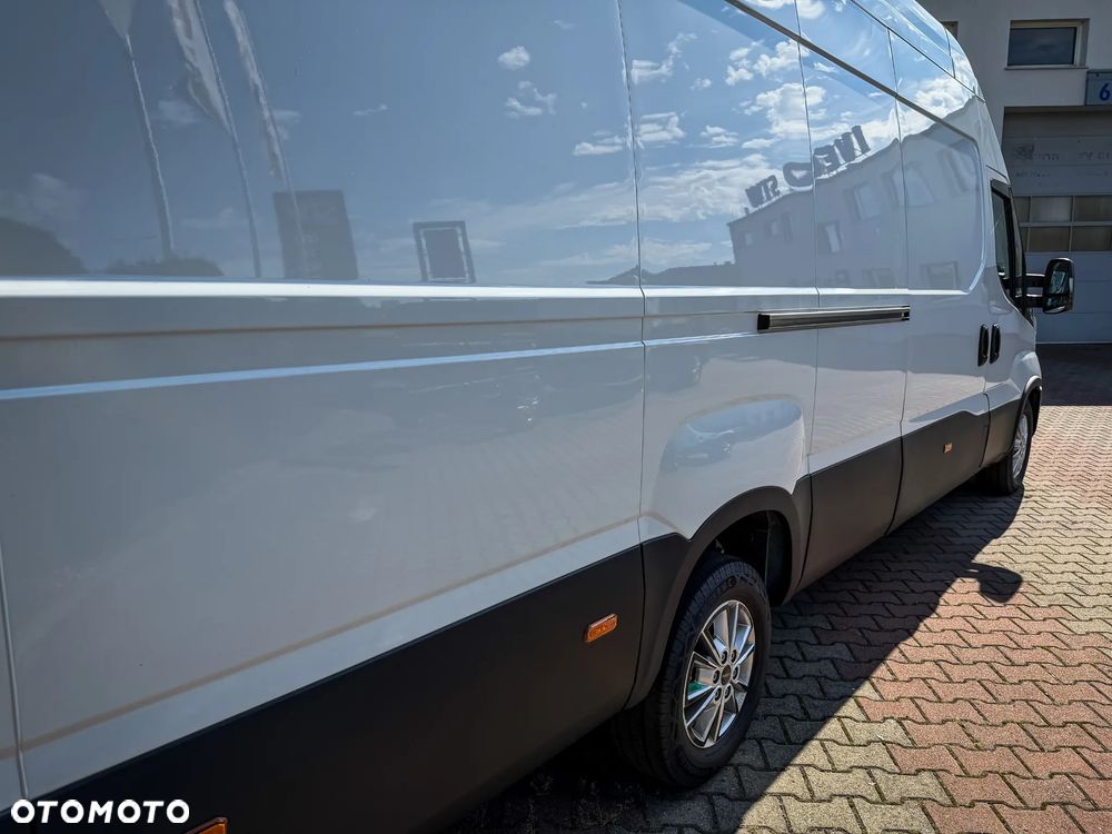 Iveco Daily 35S18HA8 V L4H3 - 3.0 silnik Max wysoki- od ręki GSC Gorzów - 7