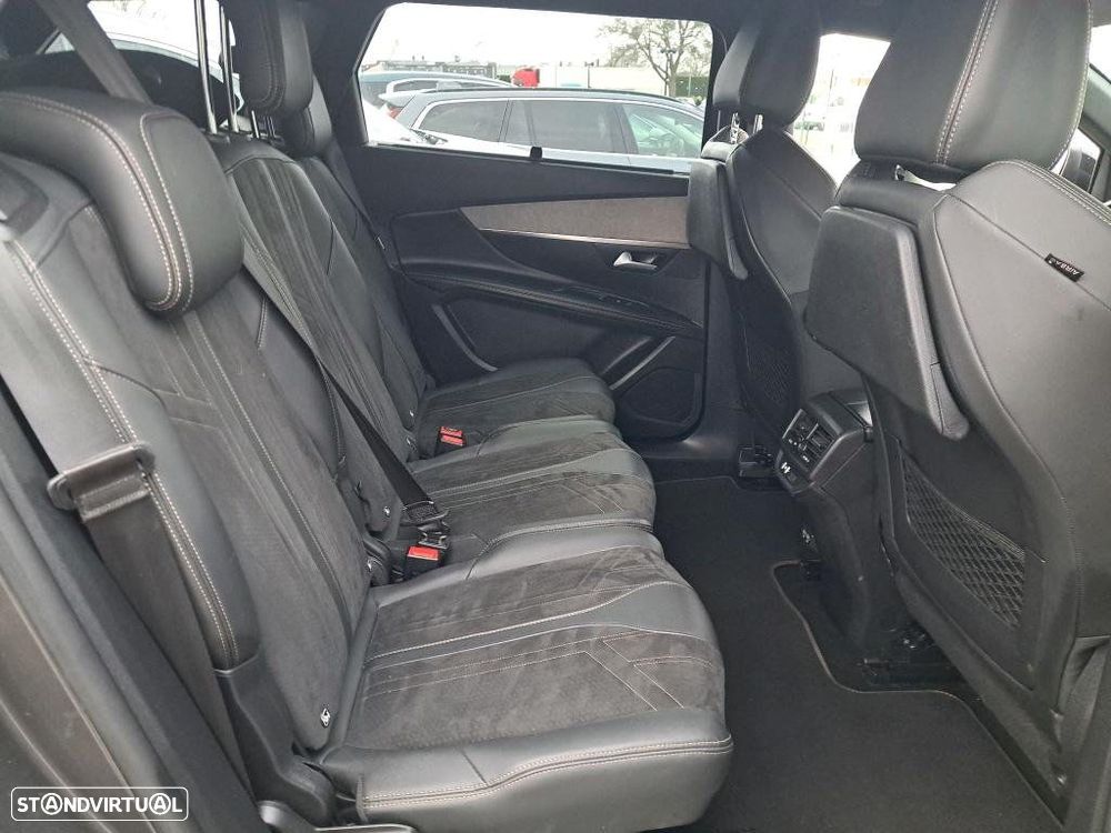 Peugeot 5008 1.2 PureTech GT EAT8 - 8