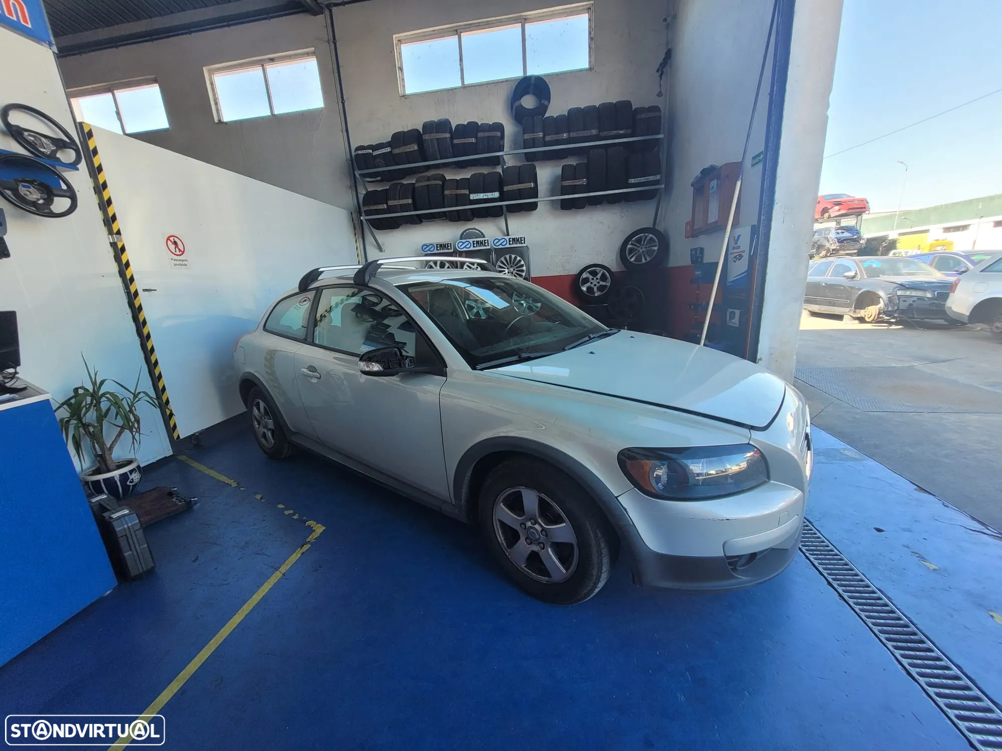 Volvo C30 1.6D de 2006 ás peças - 2