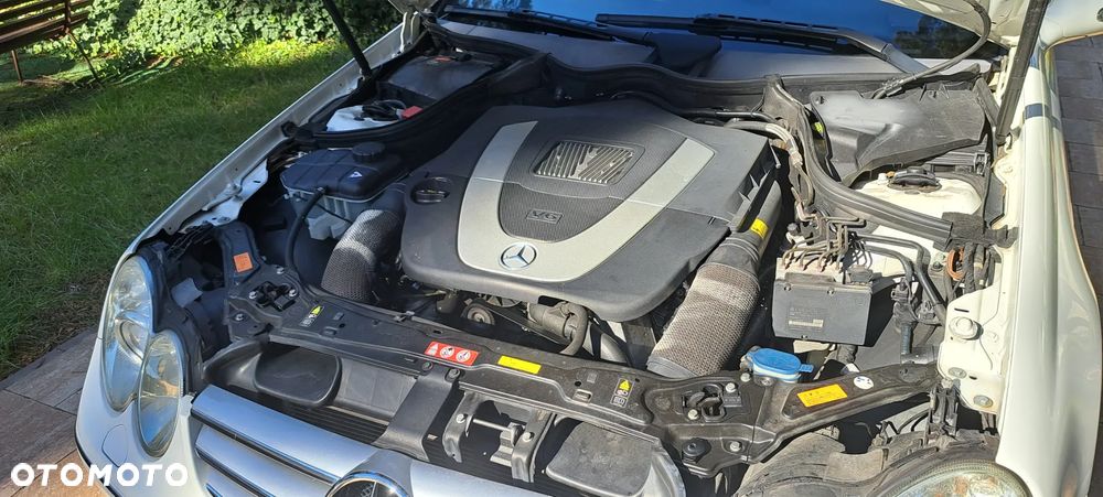 Mercedes-Benz CLK 350 Avantgarde - 14