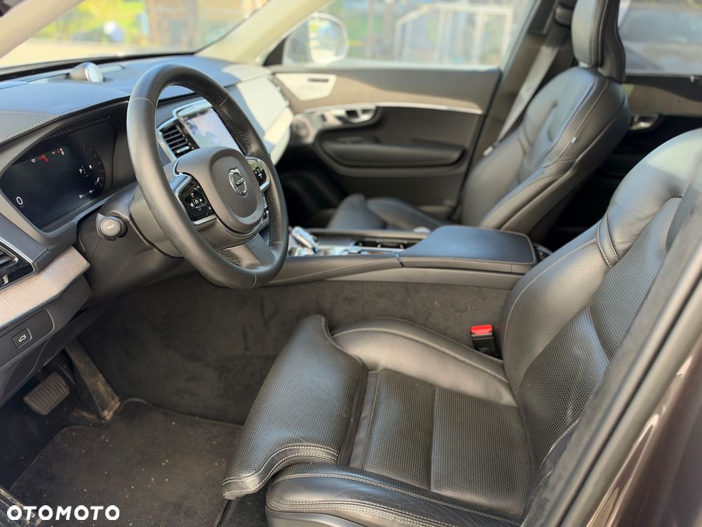 Volvo XC 90 - 13