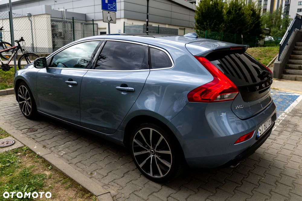 Volvo V40 T3 Drive-E Inscription - 9