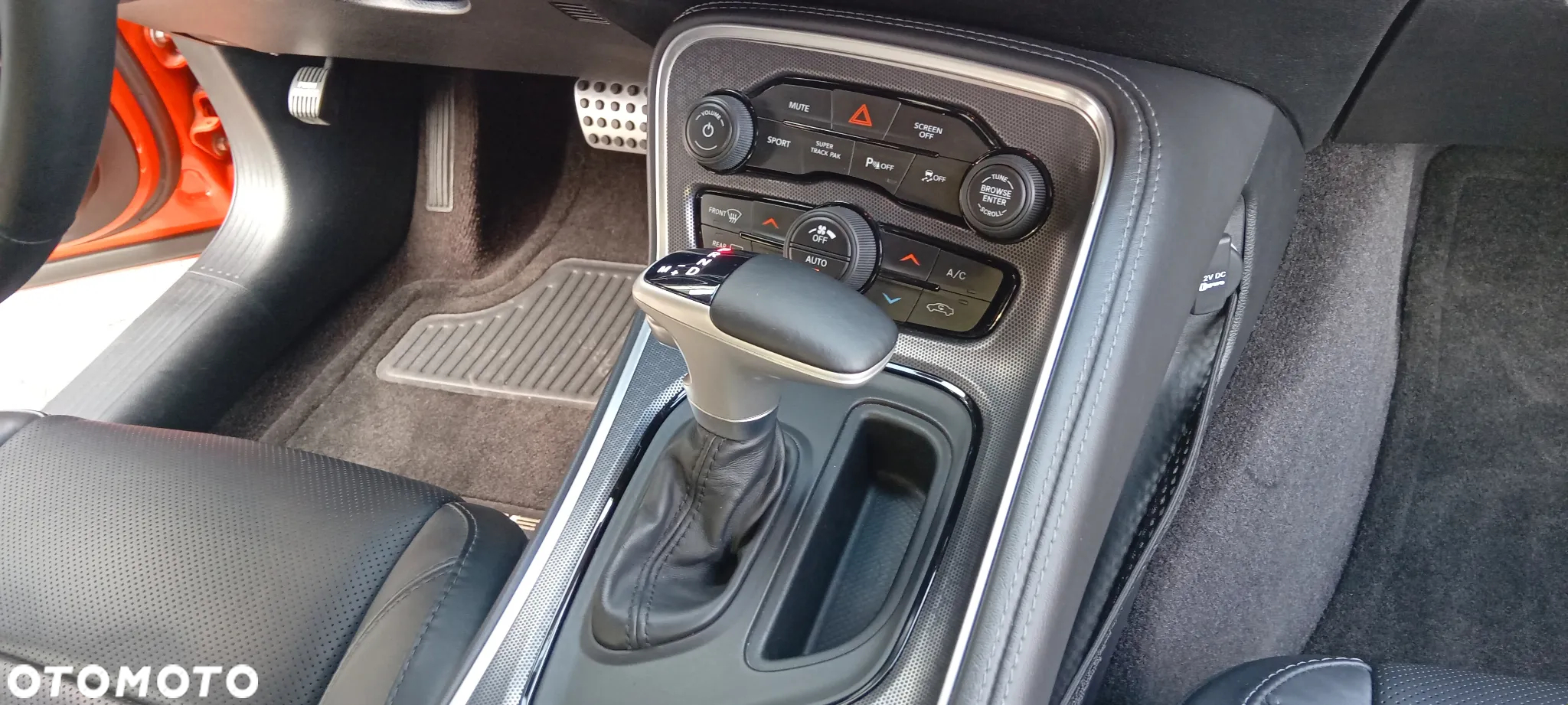 Dodge Challenger Automatik R/T Plus - 5