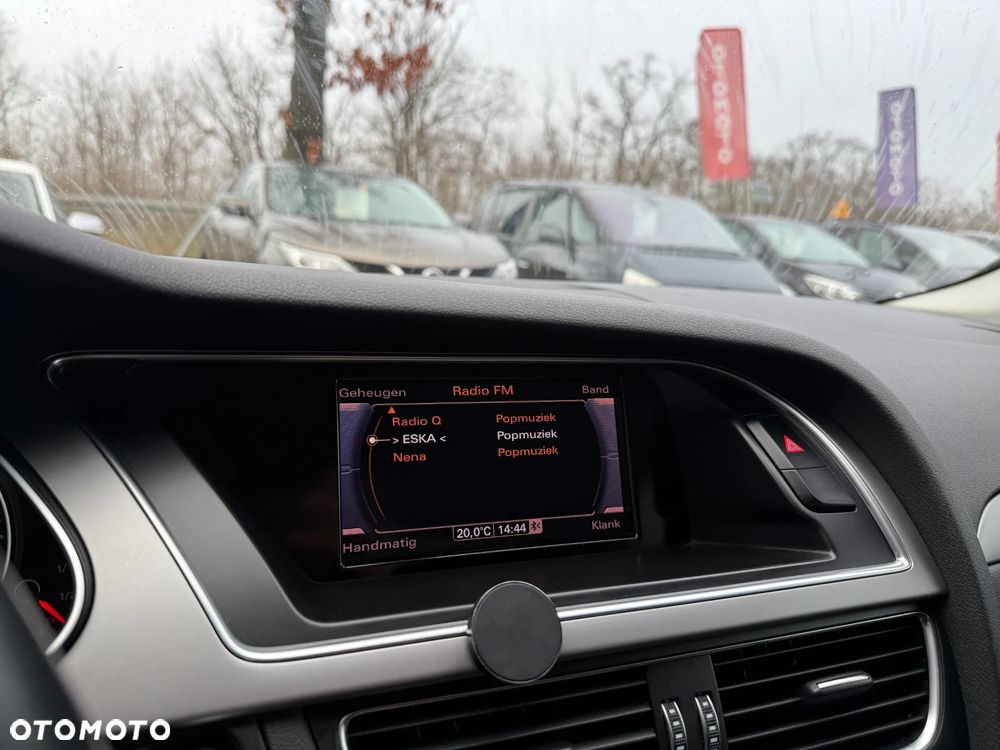 Audi A4 Avant 2.0 TDI ultra - 33