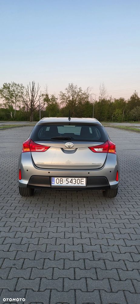 Toyota Auris - 2