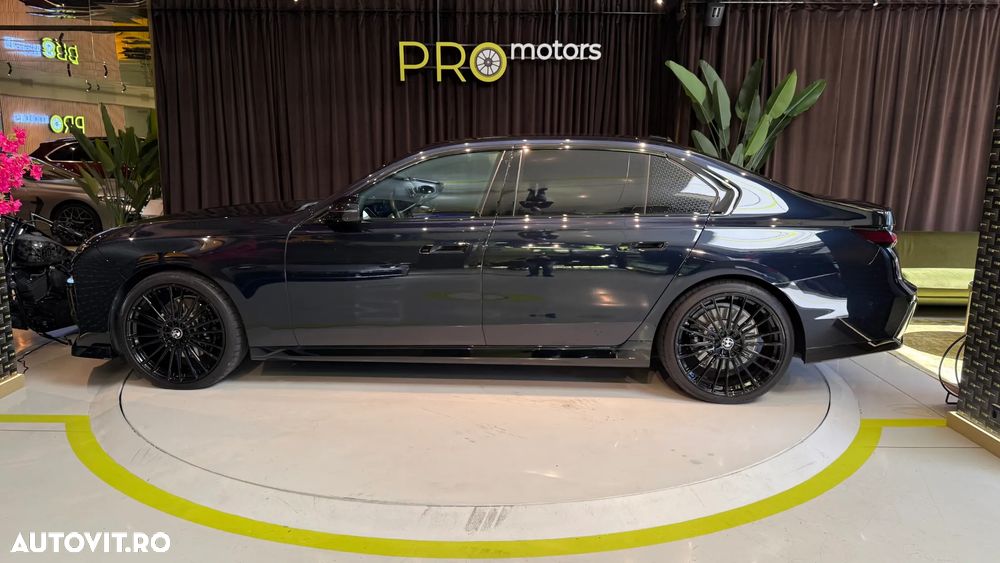 BMW Seria 7 740d xDrive - 9