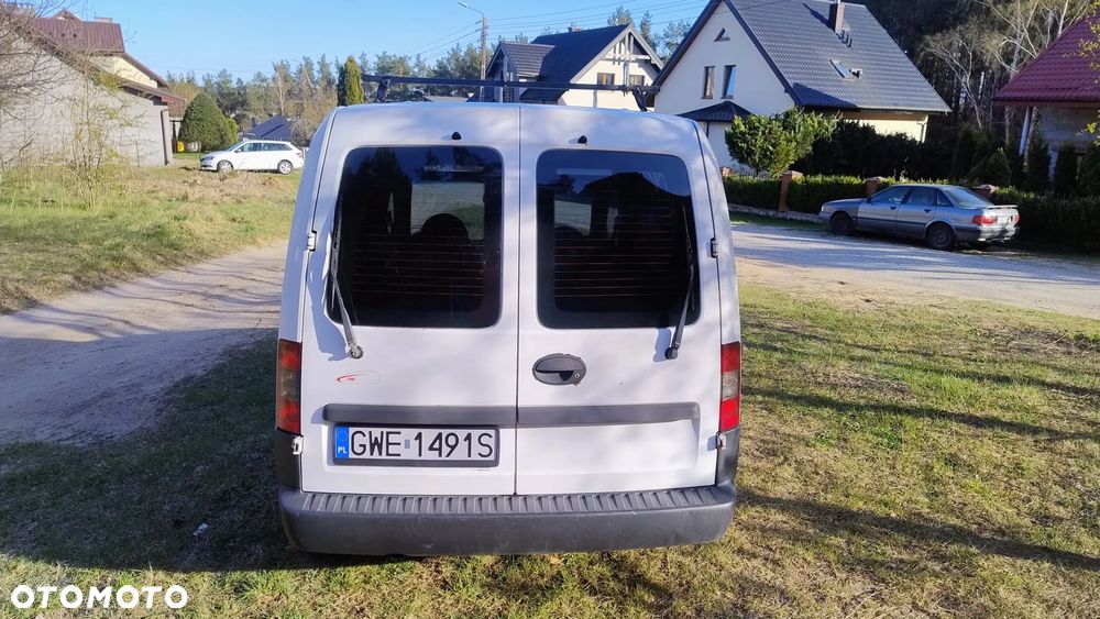 Opel Combo Tour Essentia - 6