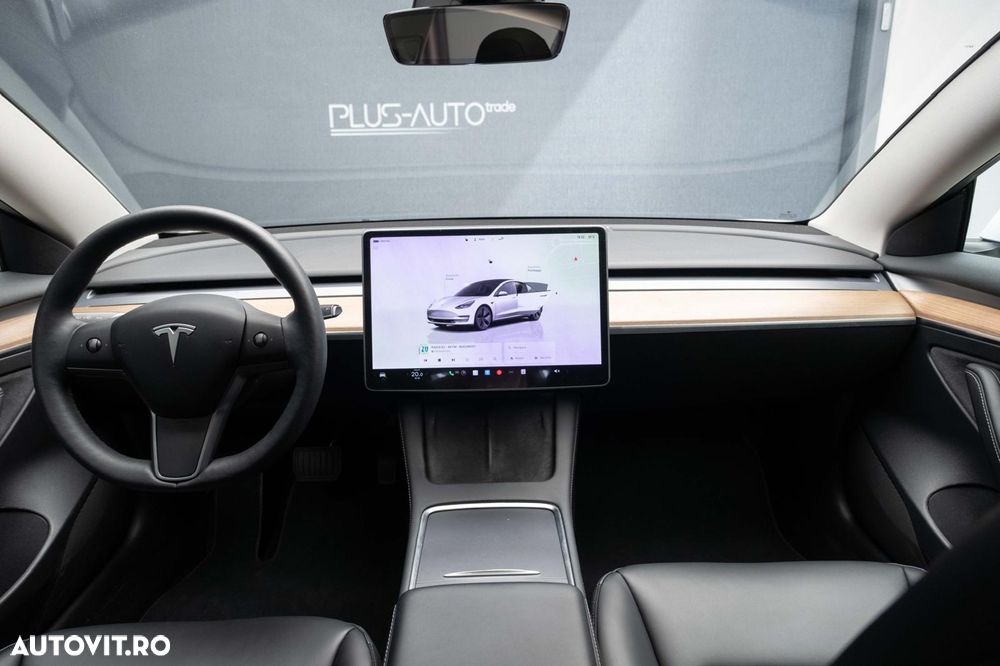 Tesla Model 3 RWD - 18