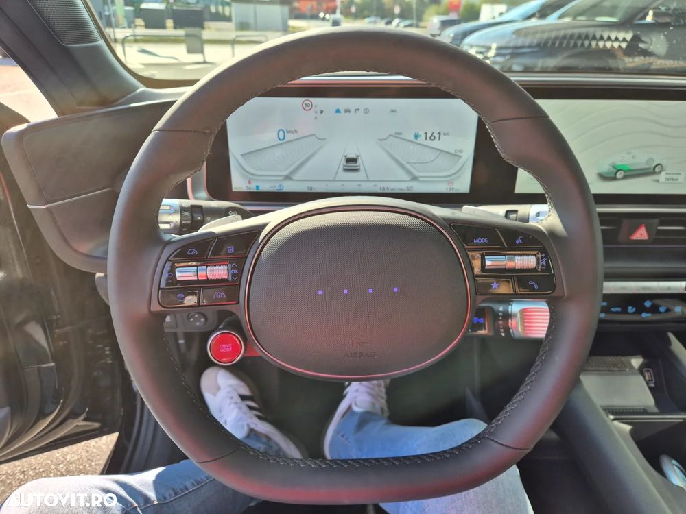 Hyundai IONIQ 6 - 17