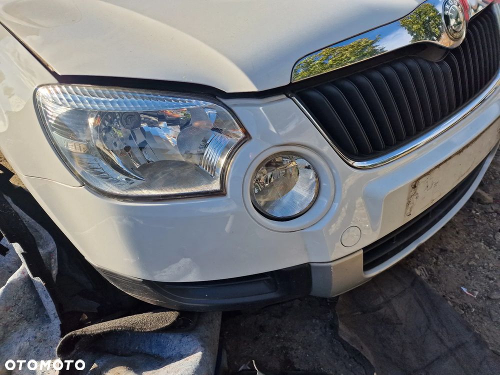 Zderzak  przód  skoda  yeti  w  kolorze  1026 - 3