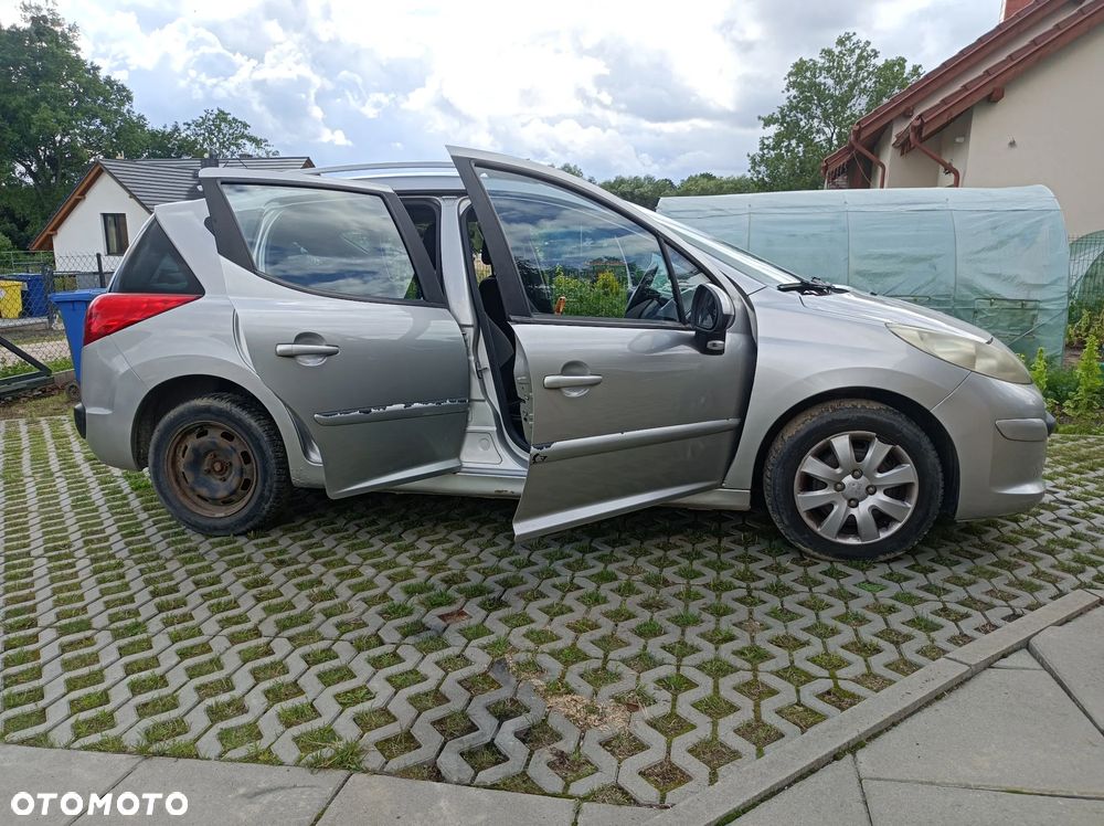 Peugeot 207 1.4 16V Trendy - 2