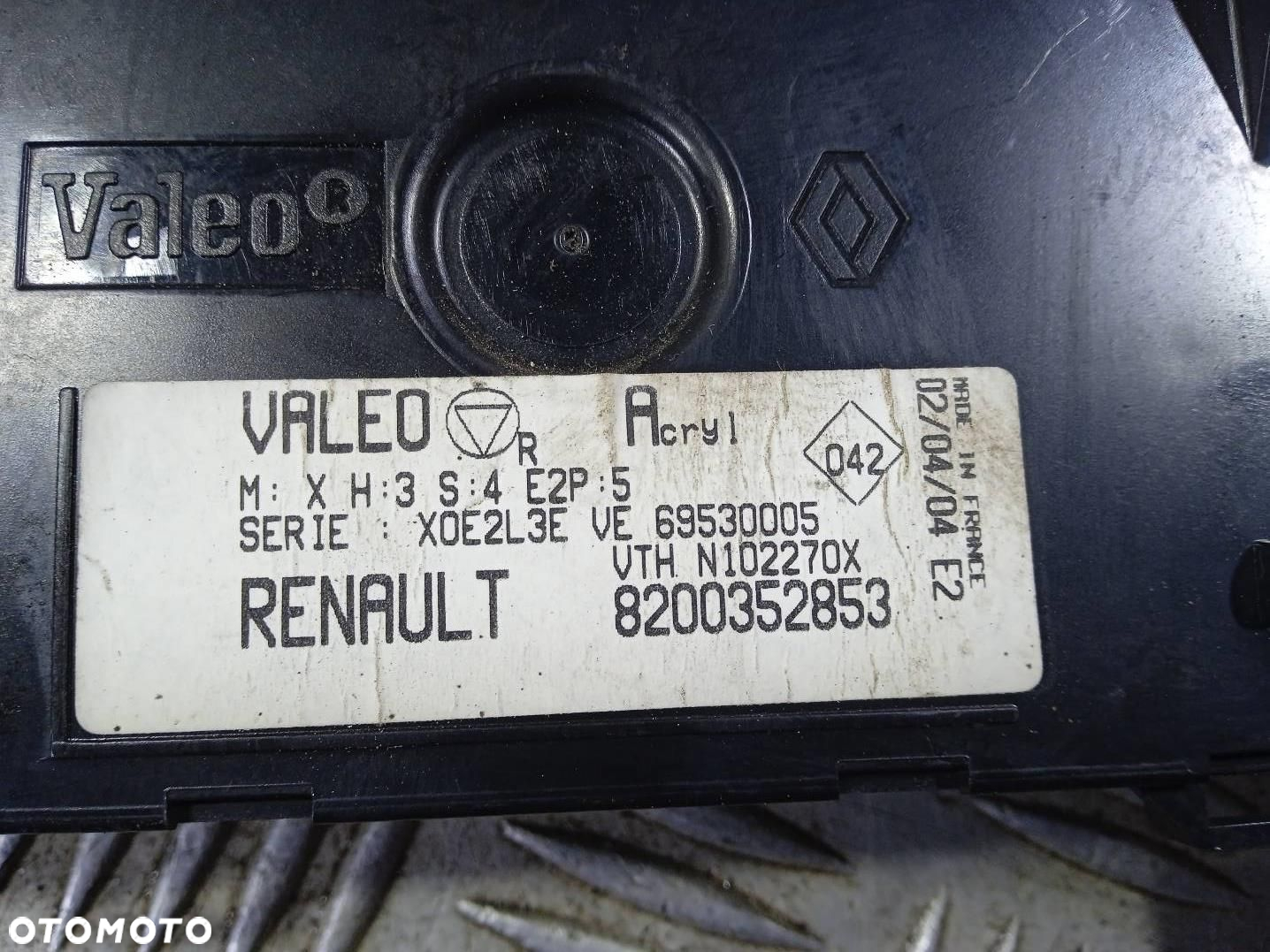 PANEL NAWIEWU KLIMATYZACJI RENAULT CLIO 2 - 3