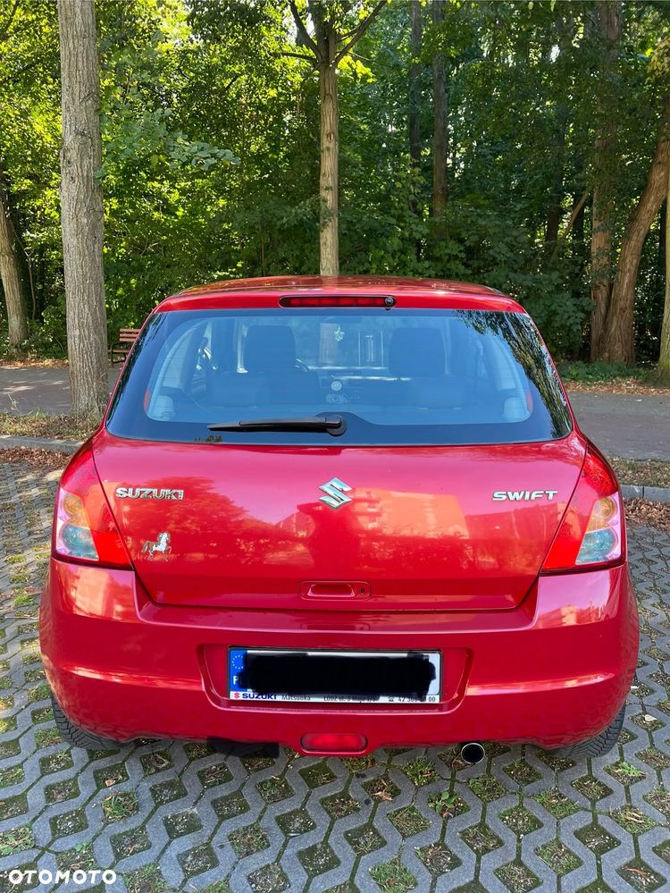 Suzuki Swift - 2