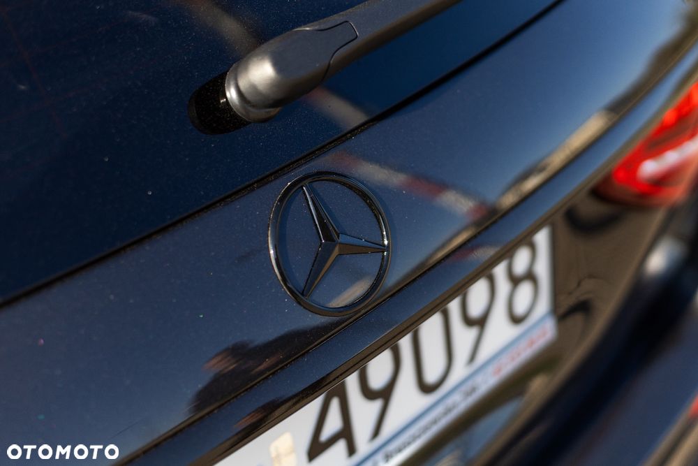 Mercedes-Benz Klasa E 300 de 4Matic 9G-TRONIC Night Edition - 10