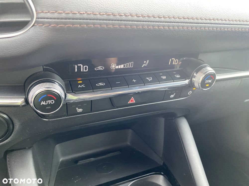 Mazda 3 2.0 mHEV Exclusive Line - 16