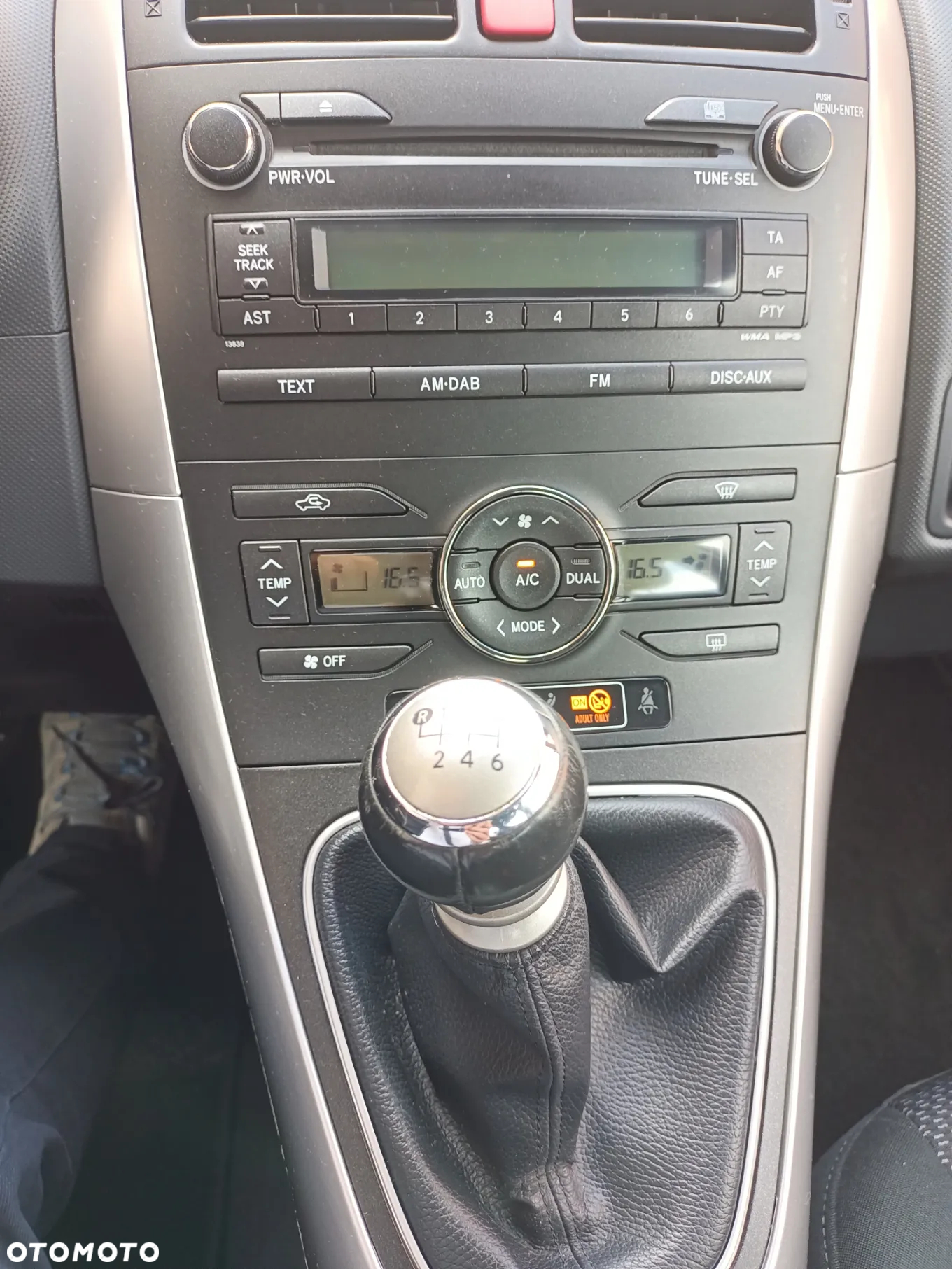Toyota Auris 1.6 Comfort - 8