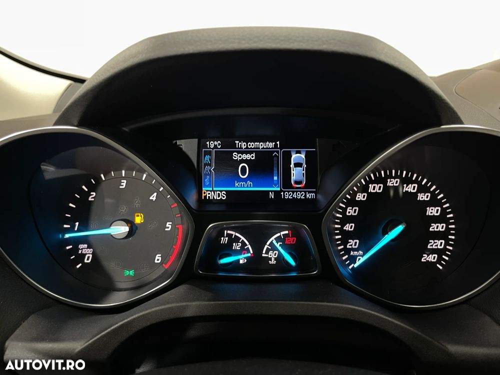 Ford Kuga 2.0 TDCi 4WD Powershift Trend - 25