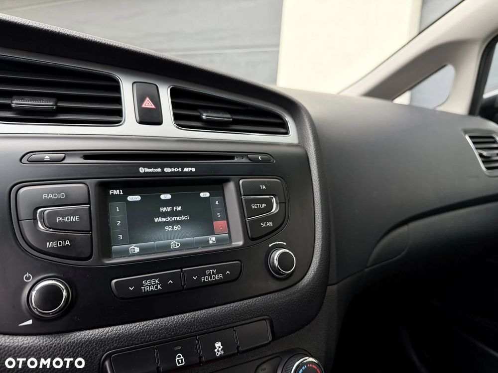 Kia Ceed - 19