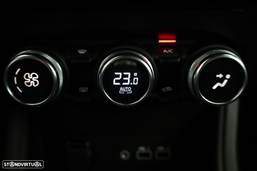 Renault Captur 1.0 TCe Techno Bi-Fuel - 12