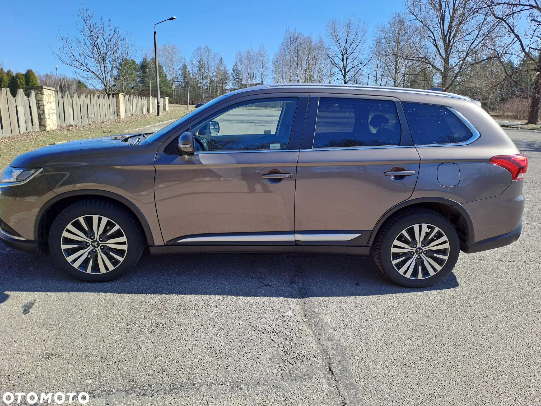 Mitsubishi Outlander 2.0 Intense 4WD CVT - 14