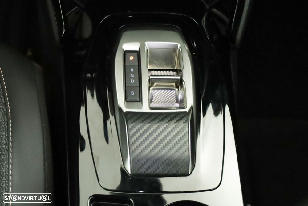 Peugeot e-2008 54 kWh Allure - 14