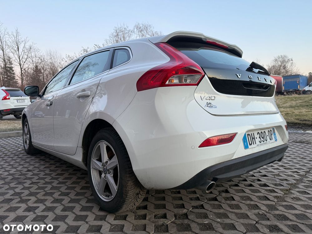 Volvo V40 - 17