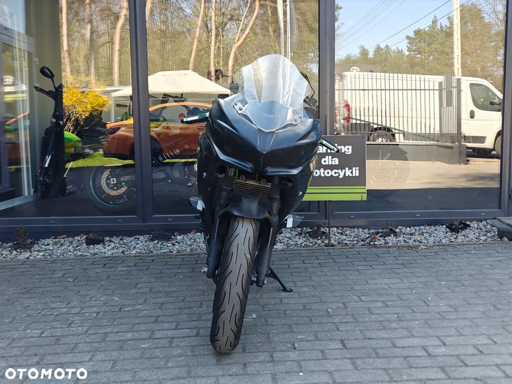 Kawasaki Ninja 400 - 3