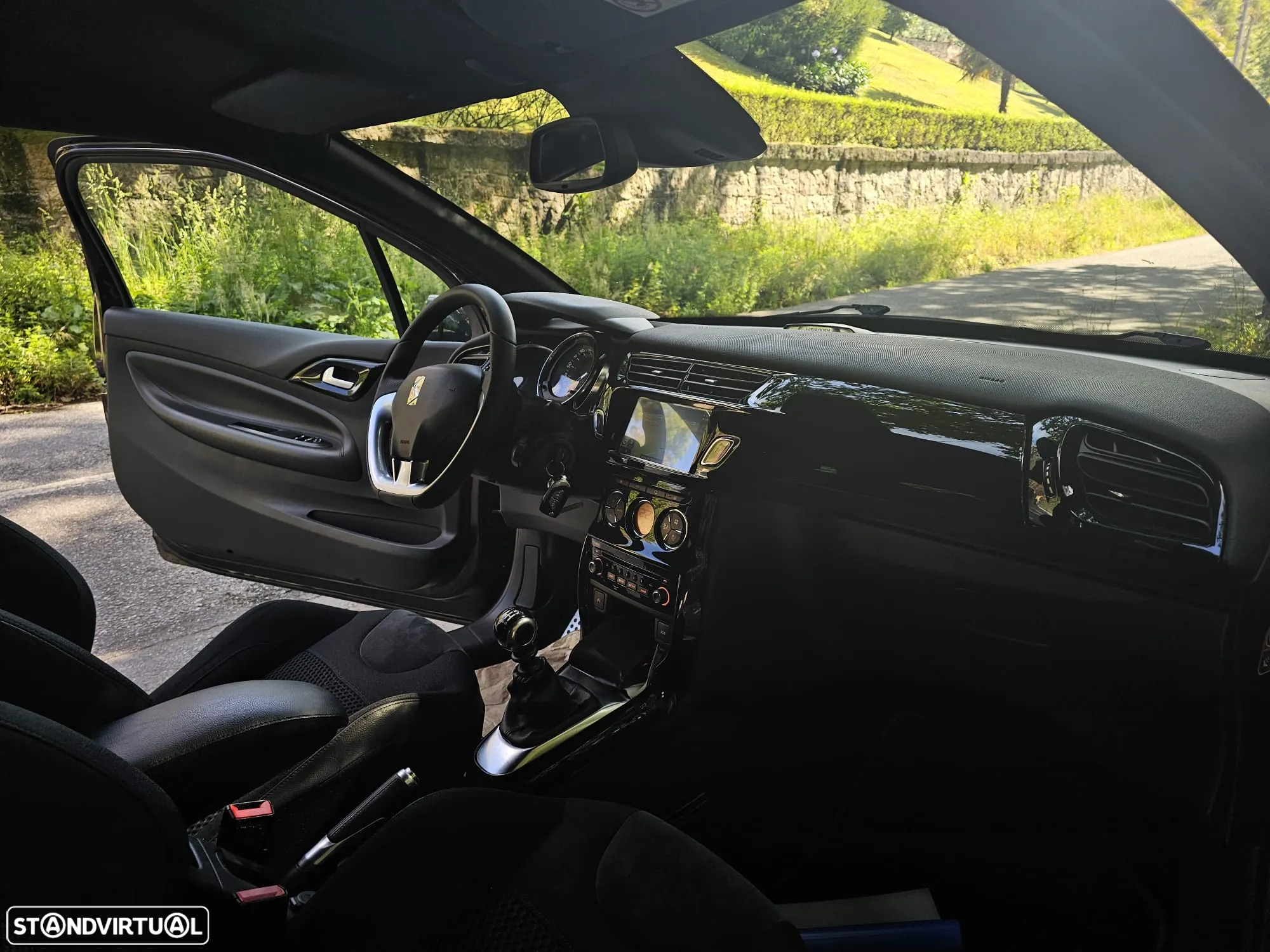 Citroën DS3 1.6 BlueHDi Sport Chic - 30