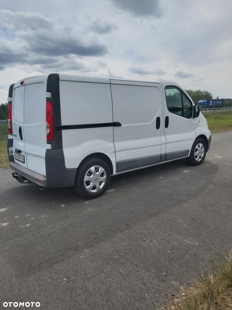 Renault Trafic L1H1 2.0DCi - 8