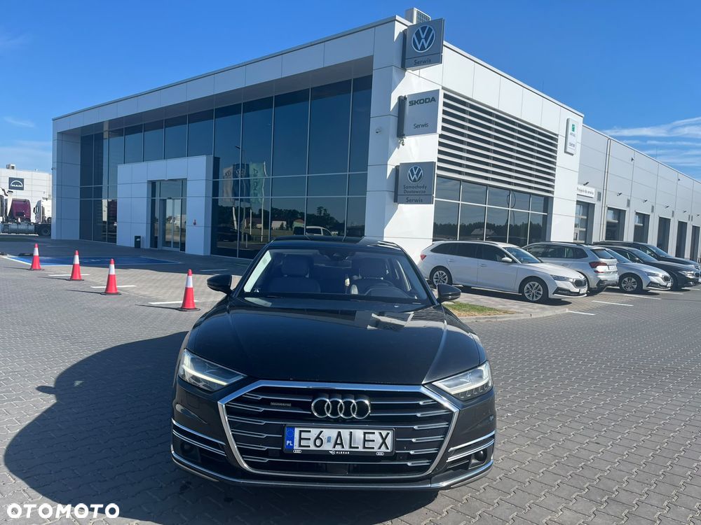 Audi A8 - 2