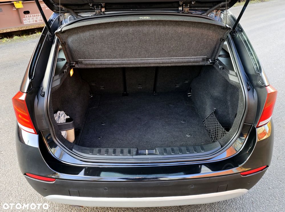 BMW X1 sDrive18d Sport Line - 18