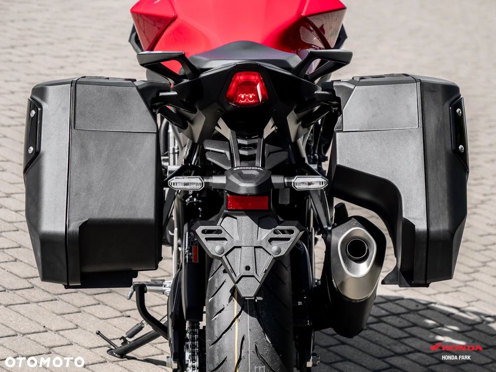 Honda CB - 8