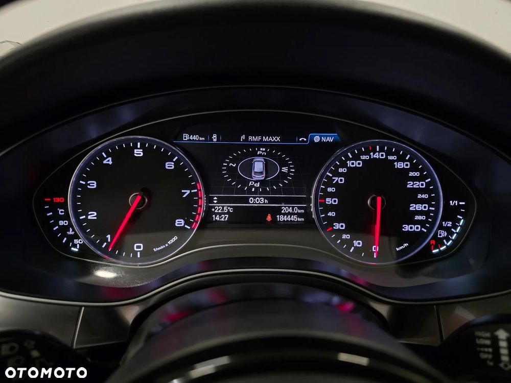 Audi A6 Avant - 16
