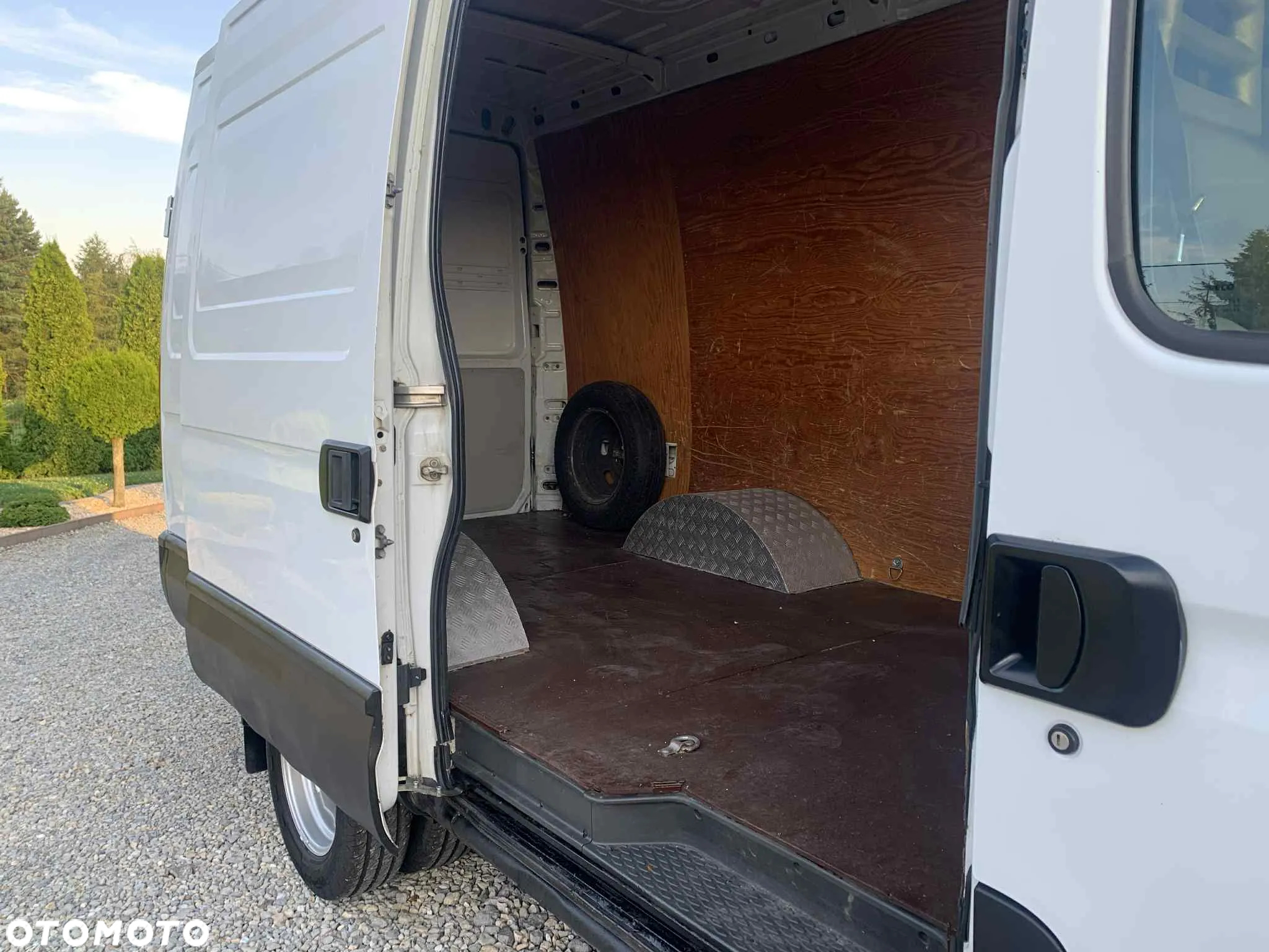 Iveco Daily 35C15 L3H3 - 15
