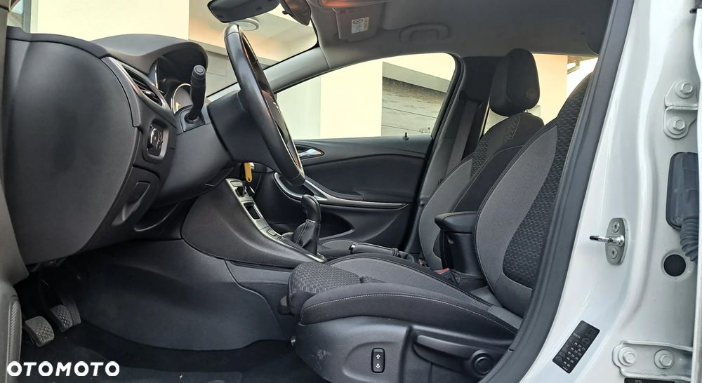 Opel Astra - 10