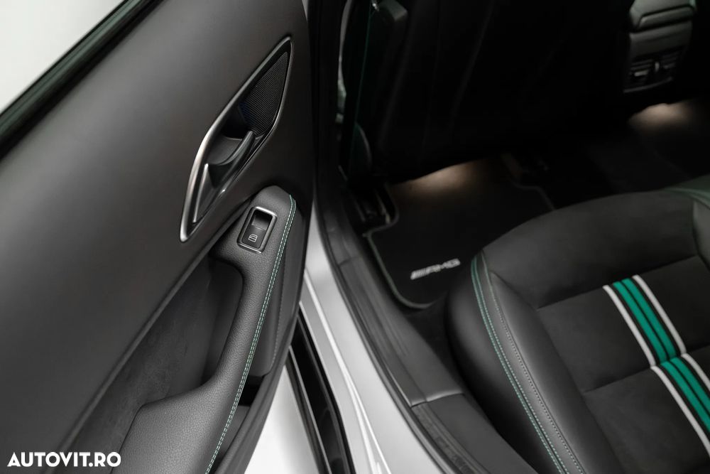 Mercedes-Benz A 45 AMG 4Matic AMG Speedshift 7G-DCT PETRONAS 2015 World Champion Edition - 26