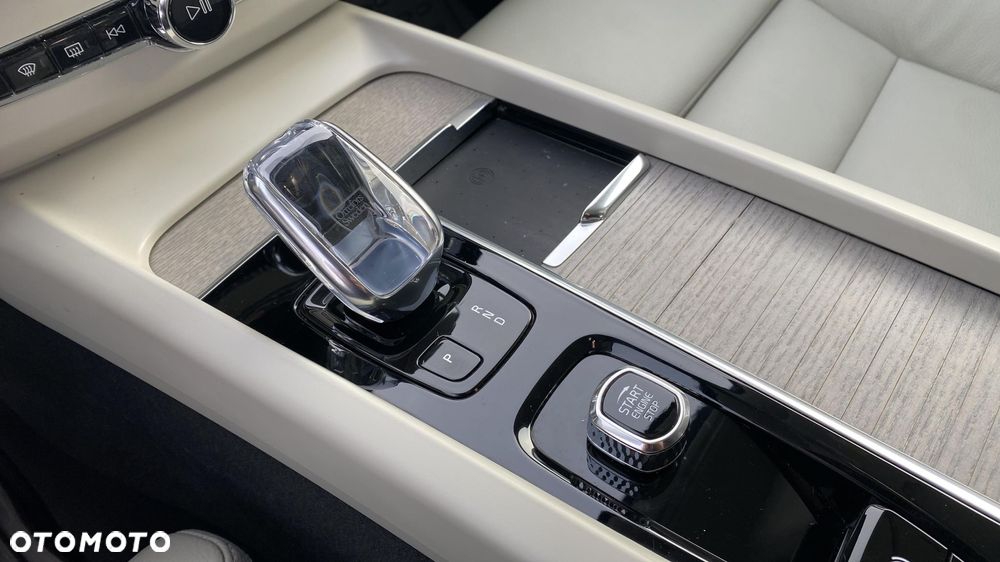 Volvo XC 60 D4 AWD Inscription - 19