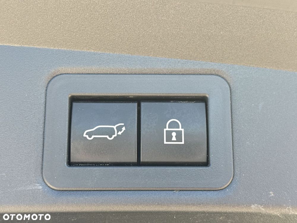Toyota Corolla - 26