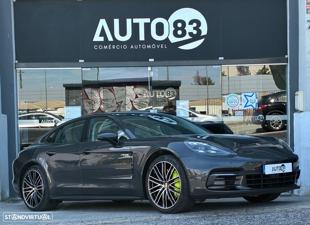 Porsche Panamera 4 E-Hybrid - 1