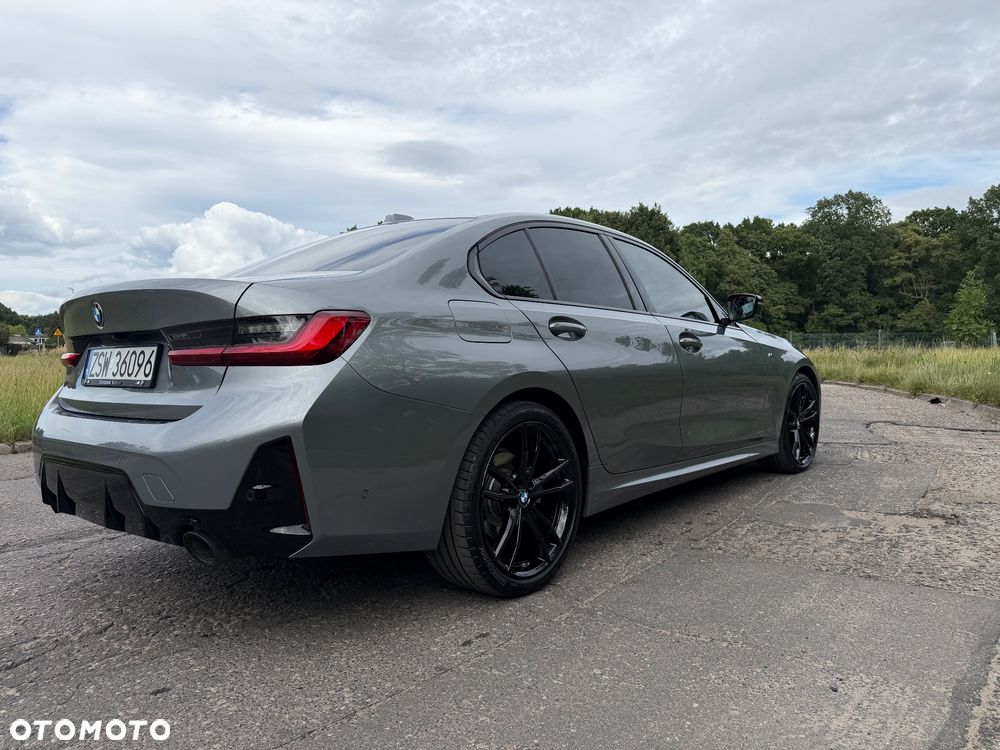 BMW Seria 3 320i xDrive M Sport - 22