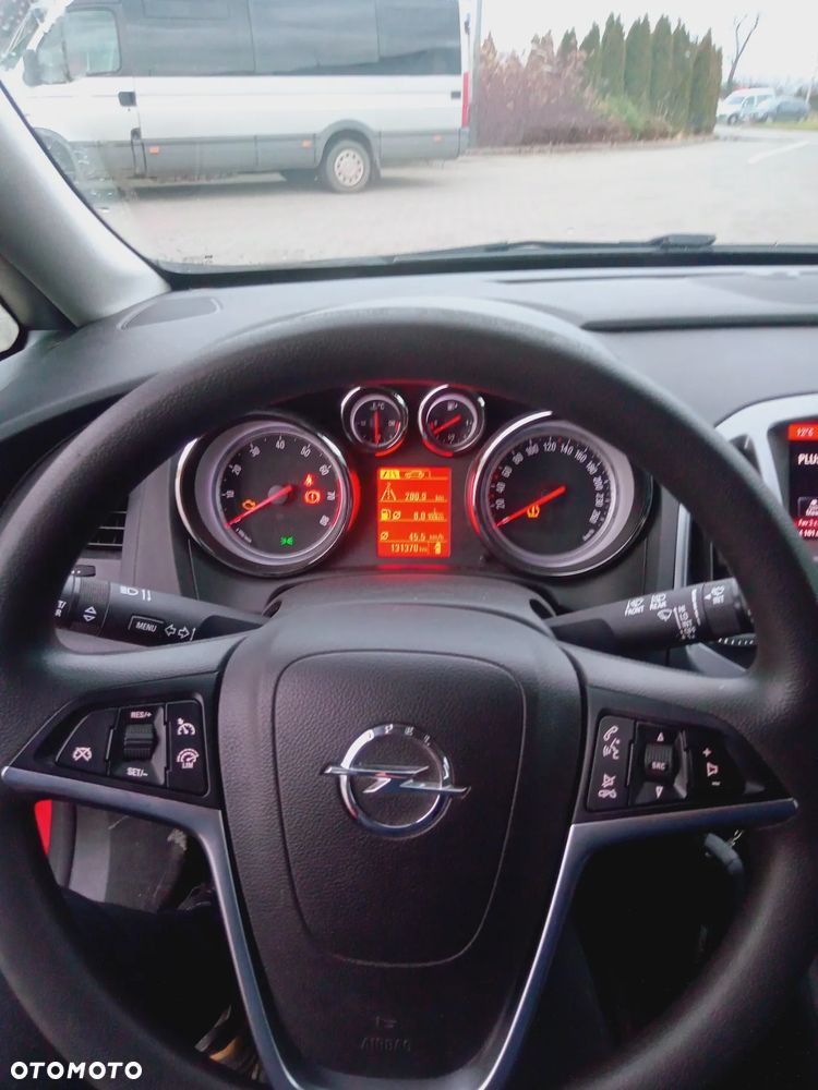 Opel Astra 1.6 Essentia - 12