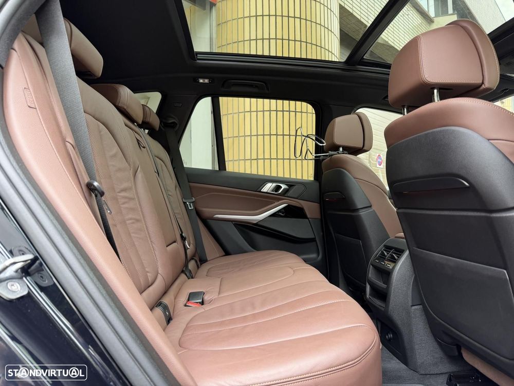 BMW X5 30 d xDrive Pack M - 11