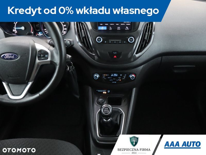Ford Tourneo Courier - 14
