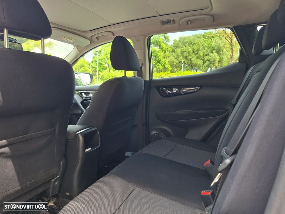 Nissan Qashqai 1.5 dCi N-Connecta 18 RS+PS - 15