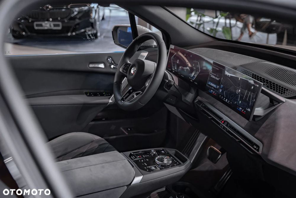 BMW iX xDrive45 100.6kWh - 23
