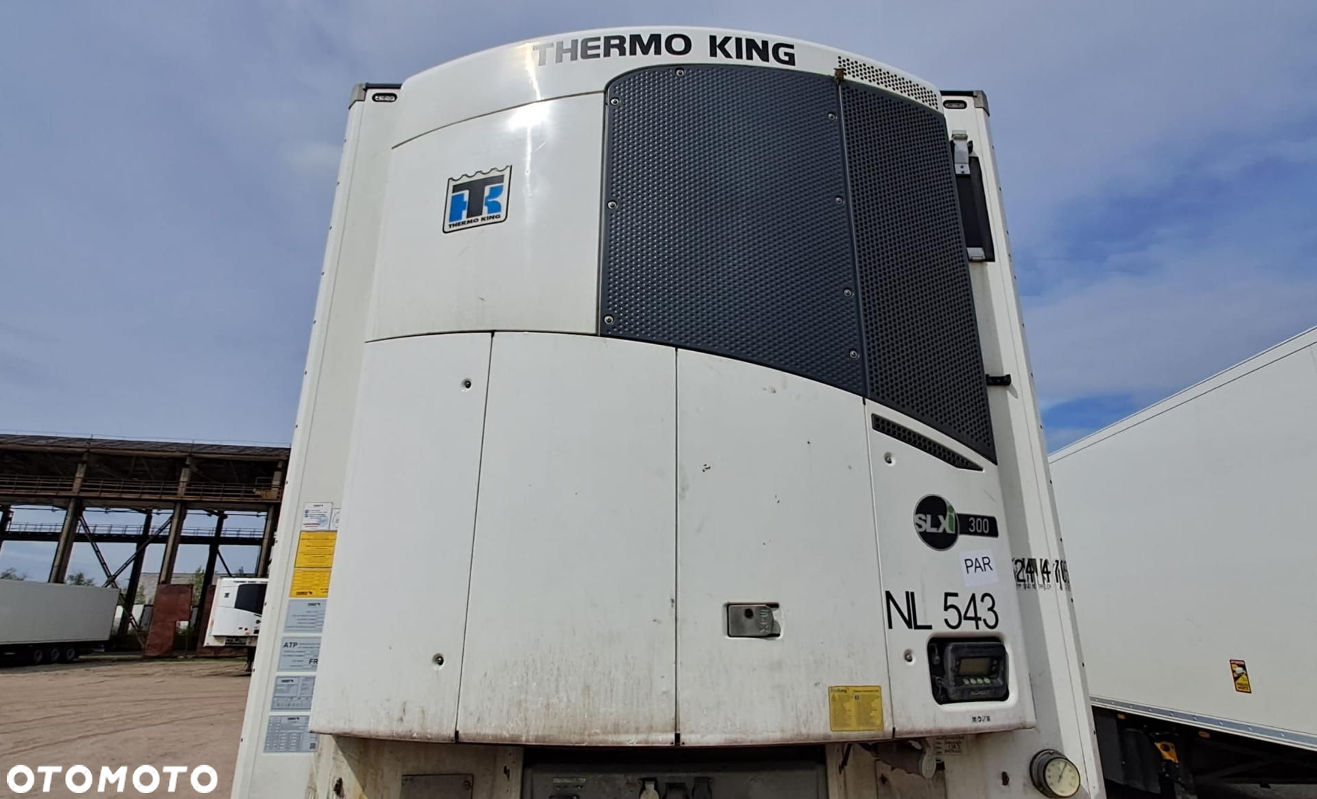 Schmitz Cargobull SKO FP 60 ThermoKing SLXi 300 - 2